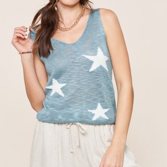 Red Knit Tank Top with White Stars Vici - Picture 4 of 6